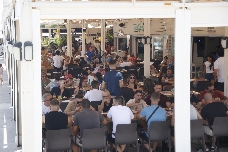 El puente de agosto prevé colgar el 'todo completo' en los restaurantes de Cartagena