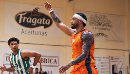 El HLA Alicante incorpora al ala-pívot Ismael Tamba