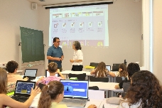 Castelló enseña a sus niños a proteger su identidad digital, detectar noticias falsas y usar la IA