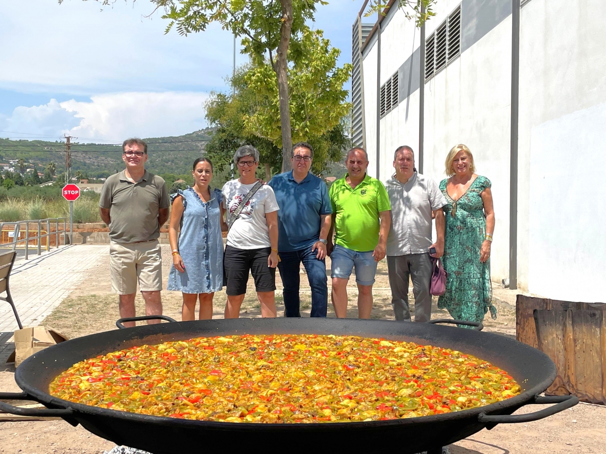 Más 450 personas participan en la Paella Monumental de las fiestas del Grupo San Agustín y San Marcos