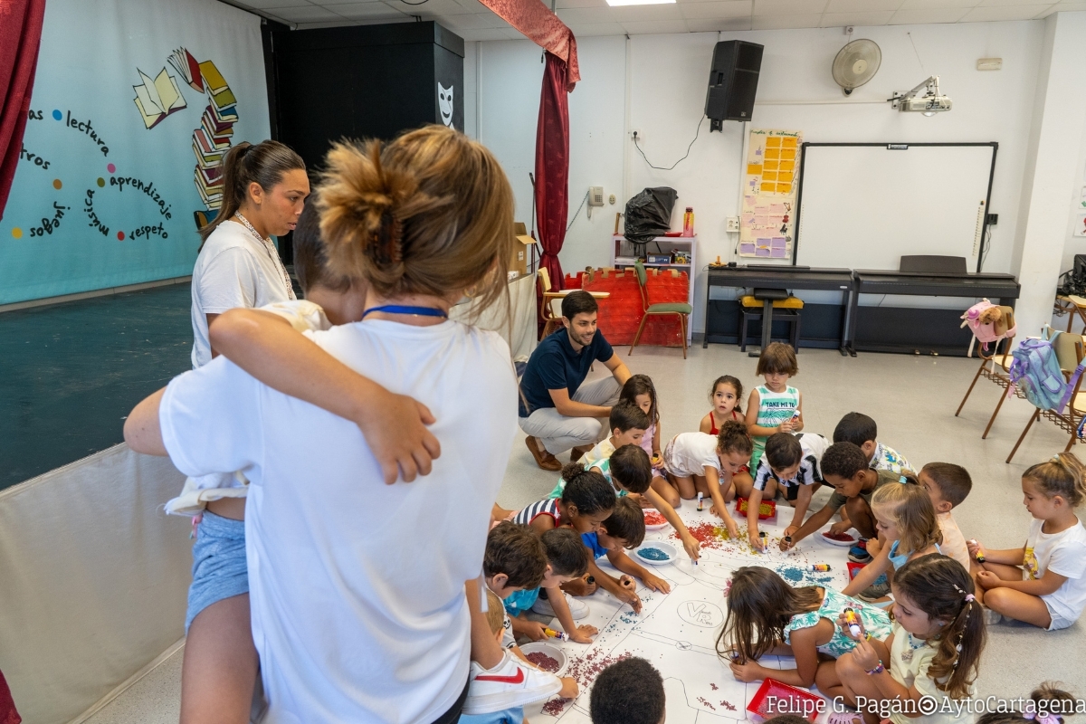 Las escuelas de verano de Cartagena dan un respiro a los padres durante las vacaciones escolares