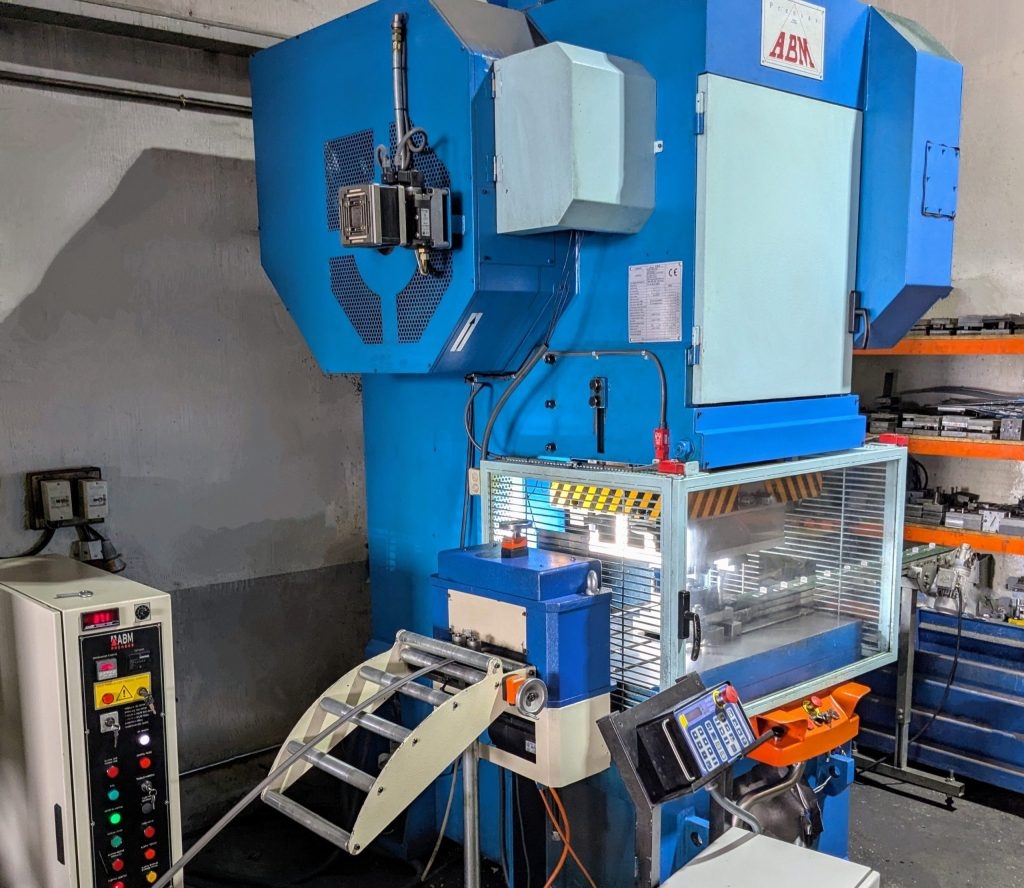 Dorados de Ibi, fabricante de piezas metálicas, aumenta hasta un 20% su producción con nueva tecnología de alimentación