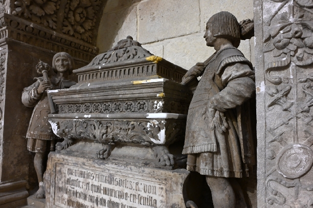 La Catedral de Murcia recupera el sepulcro de Alfonso X El Sabio