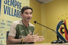 Marcelino: "Tenemos el reto de repetir clasificación para la Champions por primera vez en la historia del club"