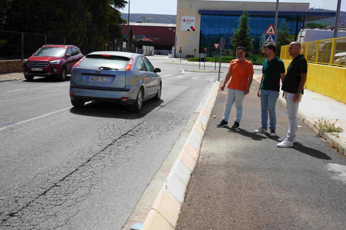 Ontinyent trau a licitació tres noves obres als polígons industrials per vora un milió d'euros