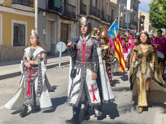 Música, tradiciones, deporte y baile para conmemorar el
9 d'Octubre en Mutxamel