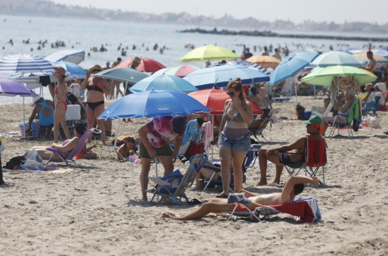 Radiografía de las vacaciones en la Región: casi la mitad de los murcianos no subirá su gasto y uno de cada tres jóvenes elegirá la costa regional