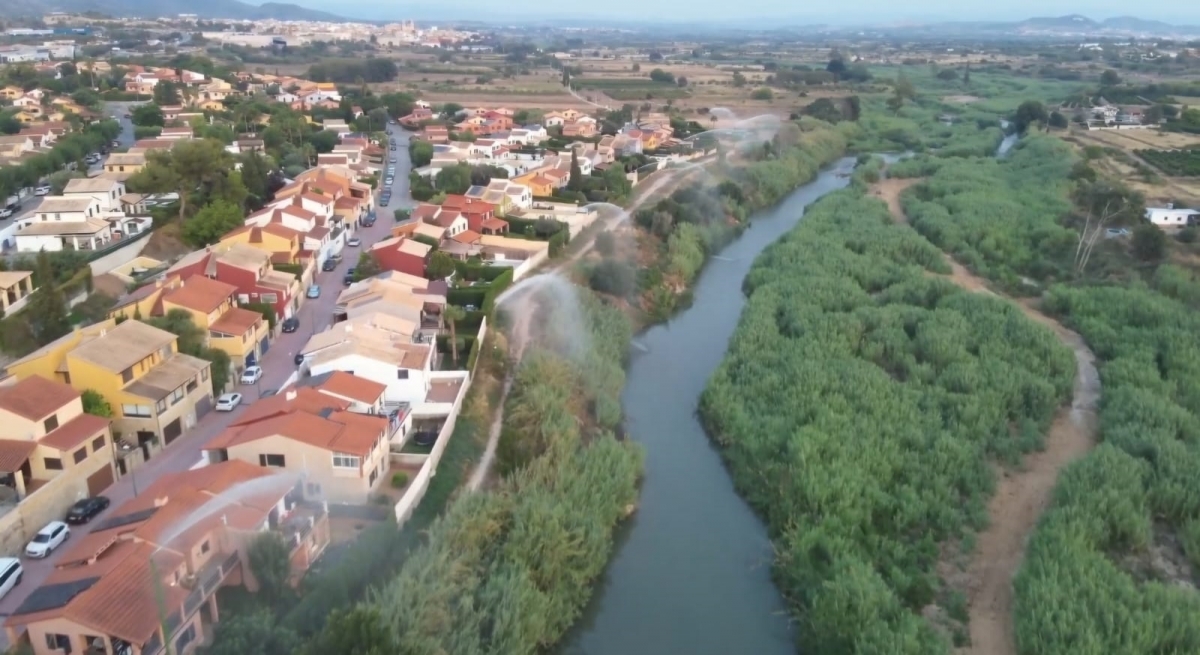 Riba-roja de Túria activa 14 cañones de agua regenerada para prevenir incendios