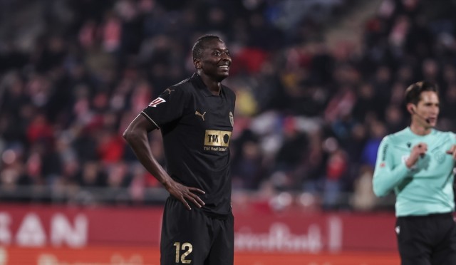 El Valencia mueve ficha por Sadiq y espera la respuesta de la Real Sociedad