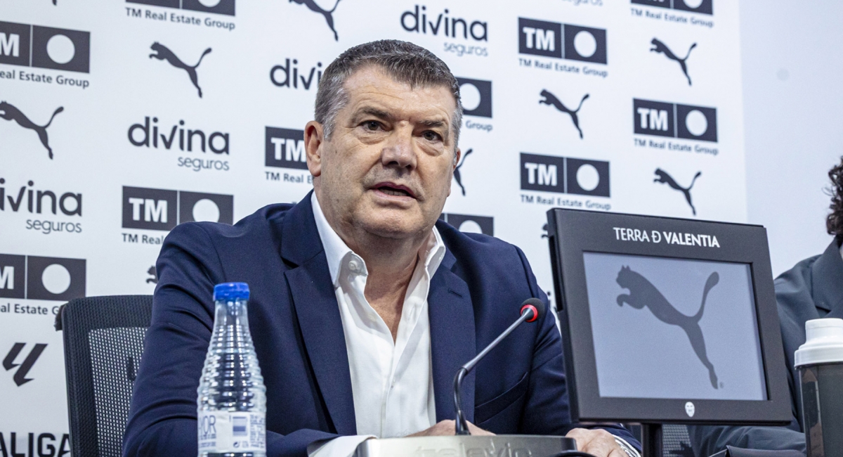 Hay tiempo para reforzar el equipo: los frentes abiertos del Valencia CF hasta final de mercado