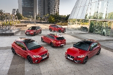 SEAT lanza las nuevas ediciones especiales 'FR 75 Aniversario'