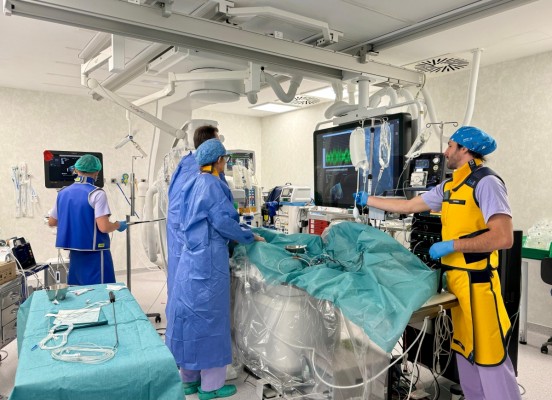 El Doctor Balmis implanta salas de electrofisiología para tratar a pacientes con arritmia