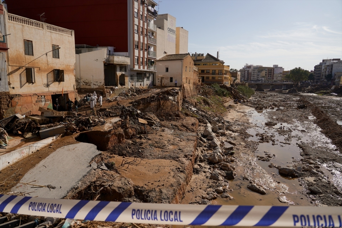 Paiporta y El Bierzo no se reconstruyen con asesores  