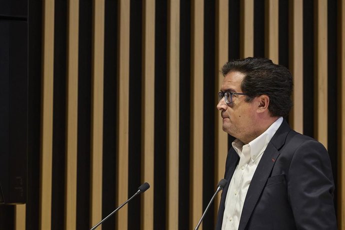 Gobierno y sindicatos firman este jueves el acuerdo para subir el sueldo de los funcionarios un 11% hasta 2028