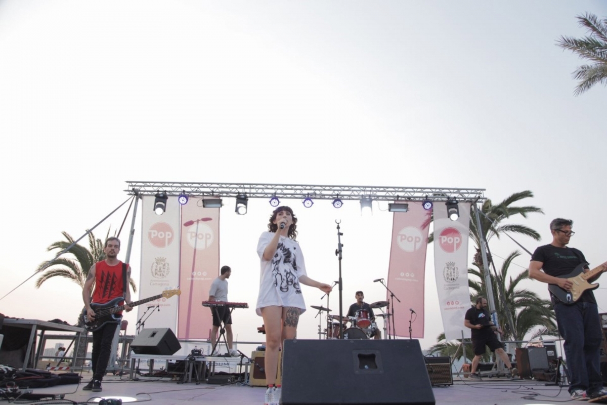 Cabo de Palos vibra con cerca de 7.000 asistentes en el festival Cabo de Pop