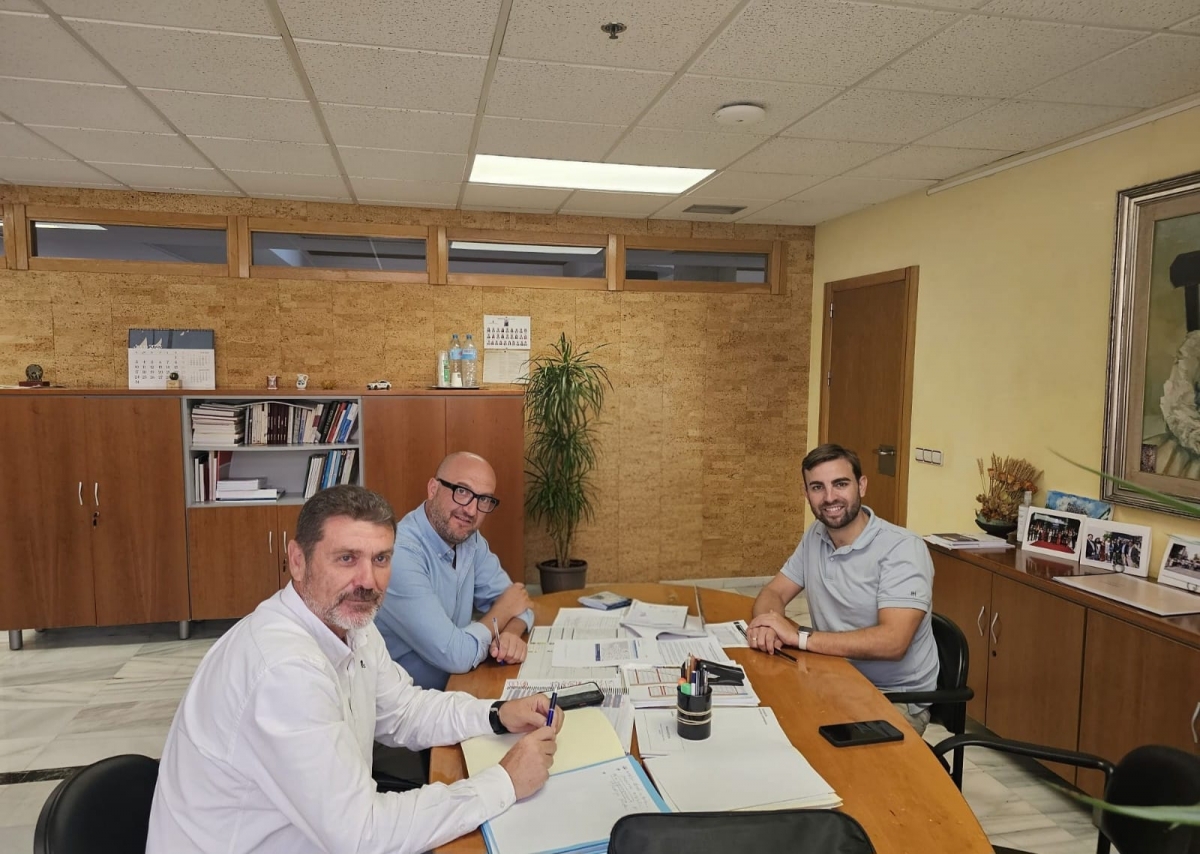 Reunión del Ayuntamiento de Murcia con el Real Murcia.