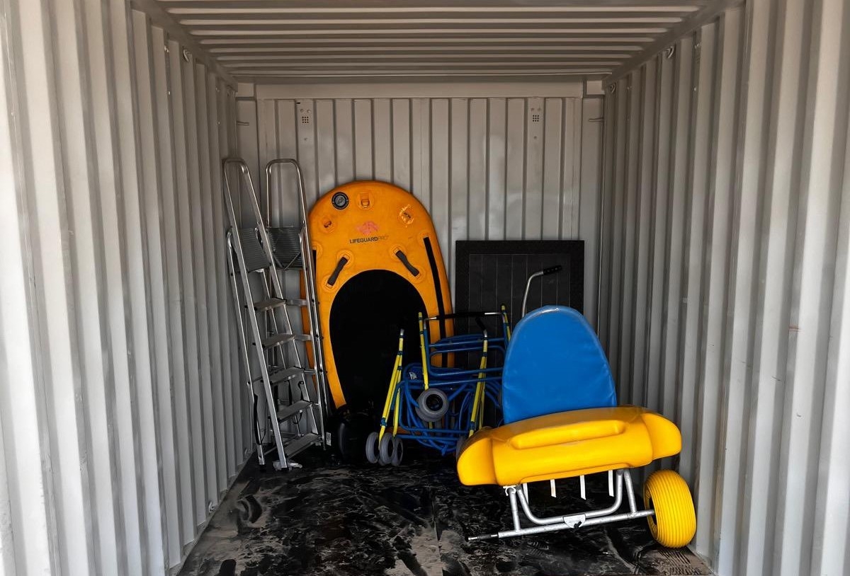 Cs denuncia la falta de accesibilidad en las playas de El Campello y exige soluciones inmediatas