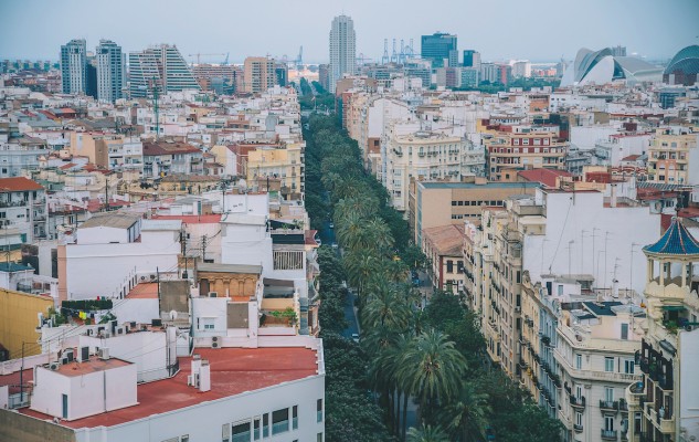 La 
     València 
de Ribó vs. 
la Valencia 
de Catalá