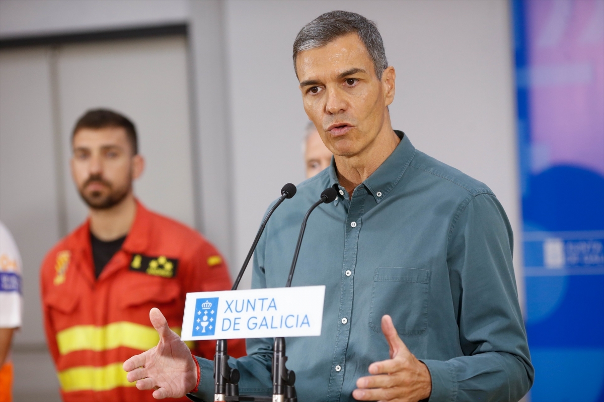 Sánchez anuncia que el martes se reconocerá la emergencia en zonas incendiadas y promete ayudas a la reconstrucción
