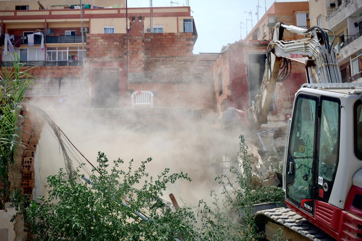 Demolición de viviendas afectadas por la Dana en Torrent - Foto: AYTO DE TORRENT Demolición de viviendas afectadas por la Dana en Torrent