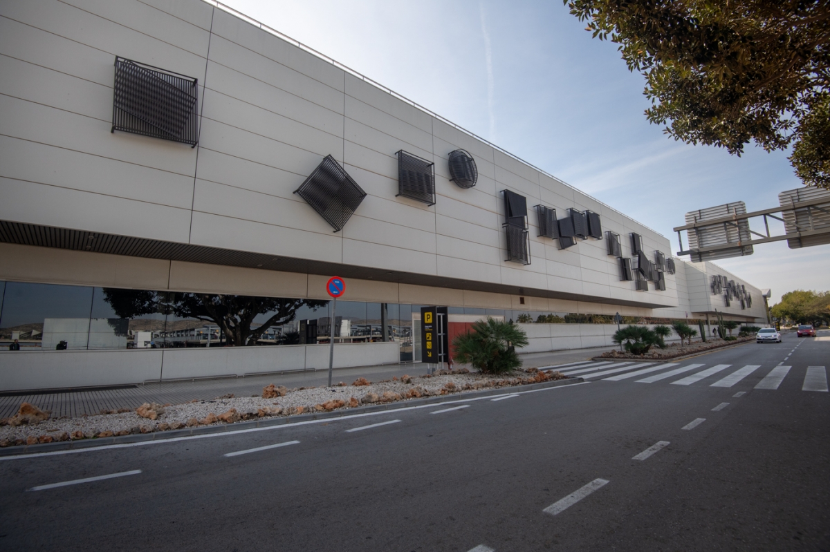 La T-1, en la que se ejecutará la ampliación de la terminal actual. - Foto: RAFA MOLINA La T-1, en la que se ejecutará la ampliación de la terminal actual.