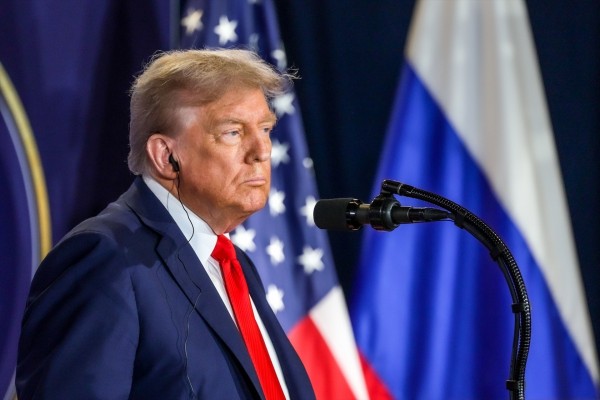 Trump asegura que hará más tratos como el de Intel, tras adquirir el Gobierno un 10% del fabricante de chips