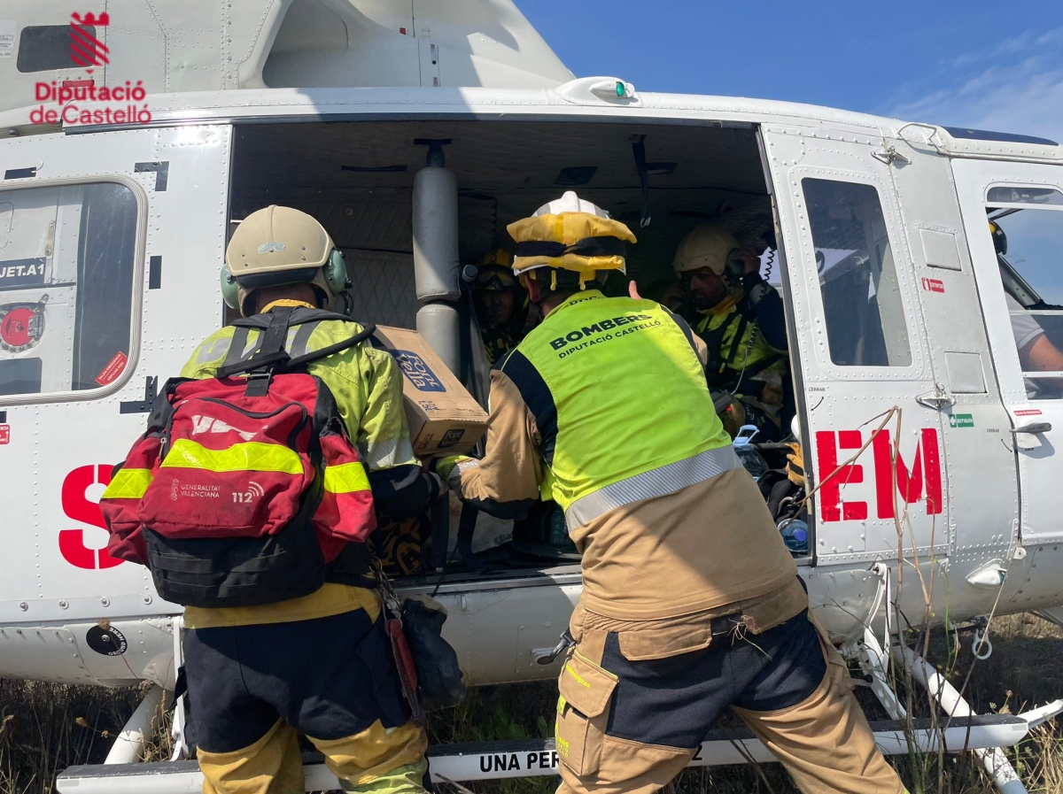 Un incendio se reactiva en Artana: trece medios aéreos participan en la extinción, con apoyo de Aragón y Catalunya