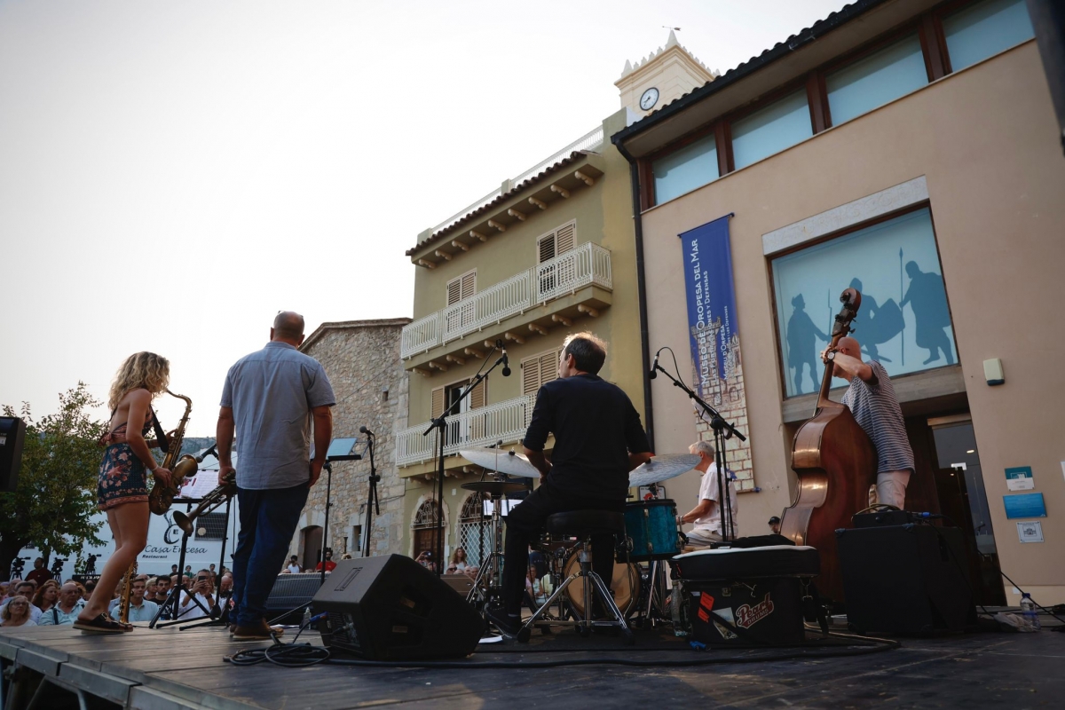 Oropesa despide el verano con el concierto de Ayuriyan Tillman, dentro del festival Jazzfim