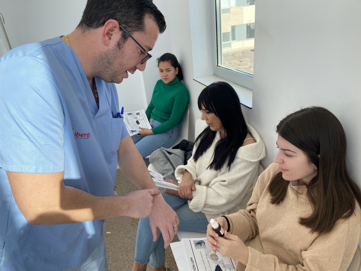 El Hospital del Vinalopó ofrece formación a más de 300 familias sobre cuidados en casa