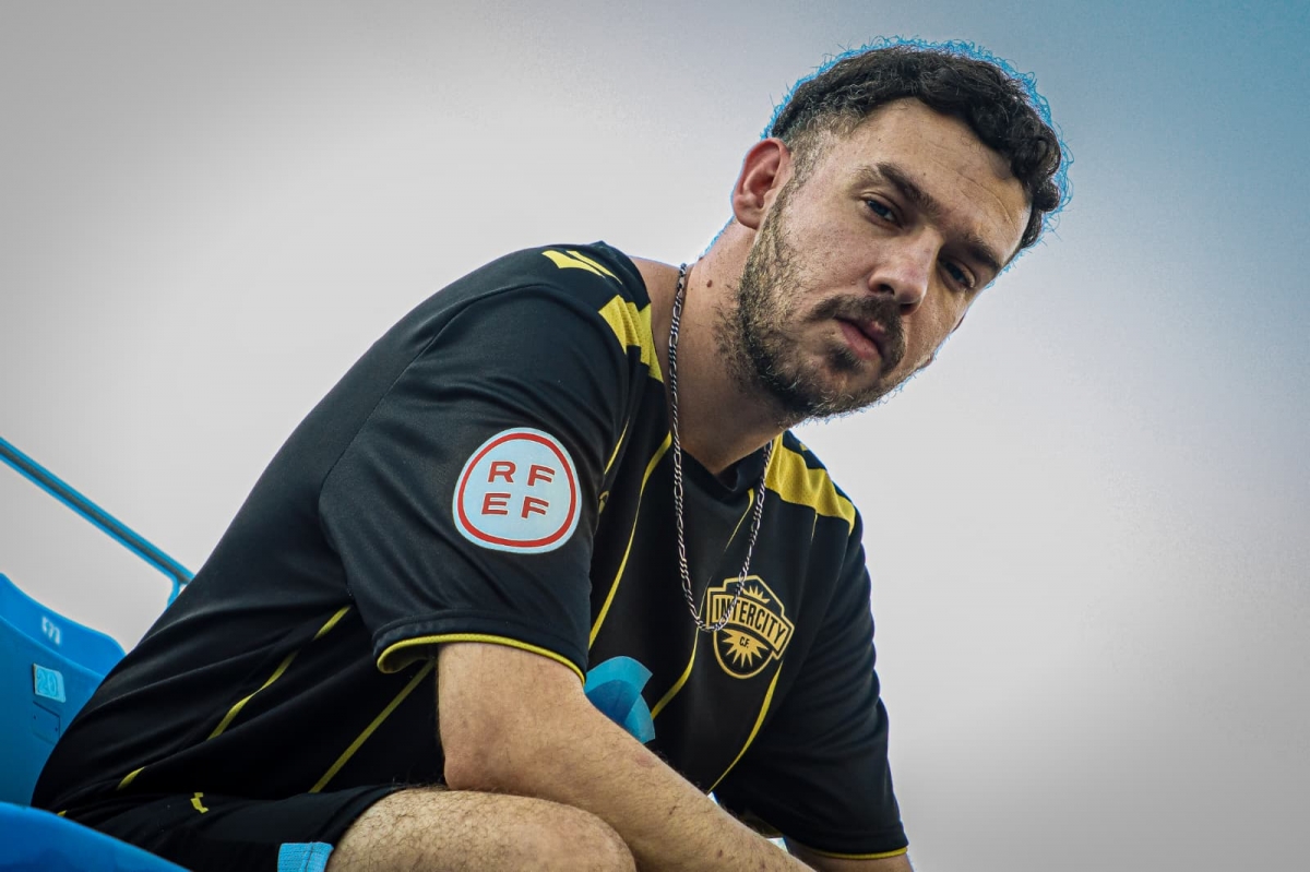 El Intercity 'ficha' al rapero Compare Flow para potenciar su marca