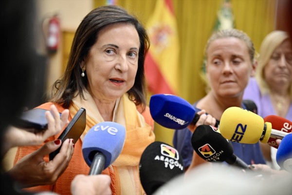 Condecorados casi 400 integrantes del Regimiento de Cazadores de Montaña de Jaca por su trabajo en la Dana 