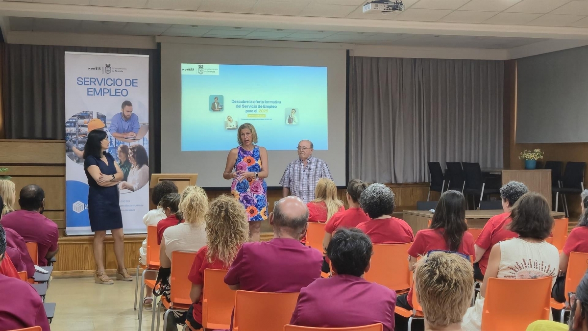 Murcia impulsará en 2026 una treintena de acciones formativas para promover la empleabilidad