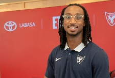 Michael Forrest da "un buen salto" fichando por el UCAM CB y llega "con mucha ilusión y ganas de crecer