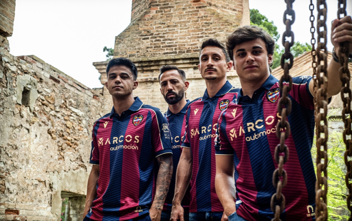 La camiseta del centenario de Vallejo conquista a la afición y se consolida como un éxito de ventas