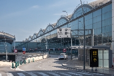Aena inyecta 952.000 € para mejorar el acceso del transporte público en el aeropuerto de Alicante-Elche