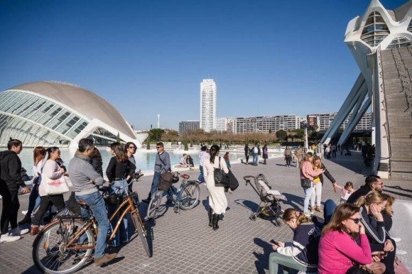 Las pernoctaciones hoteleras crecen un 2,39% en julio en la Comunitat Valenciana
