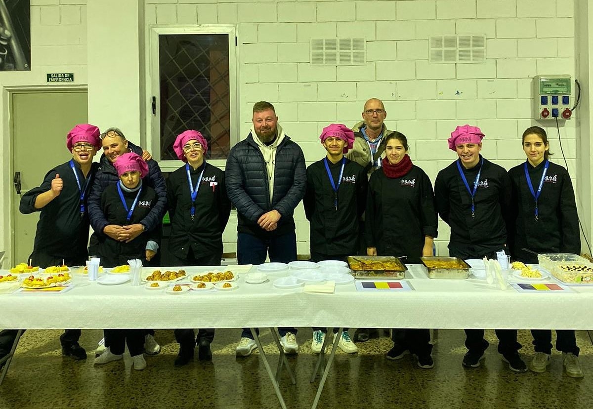 Sant Jordi celebra la cena solidaria Degusta Culturas para despedir el verano más integrador