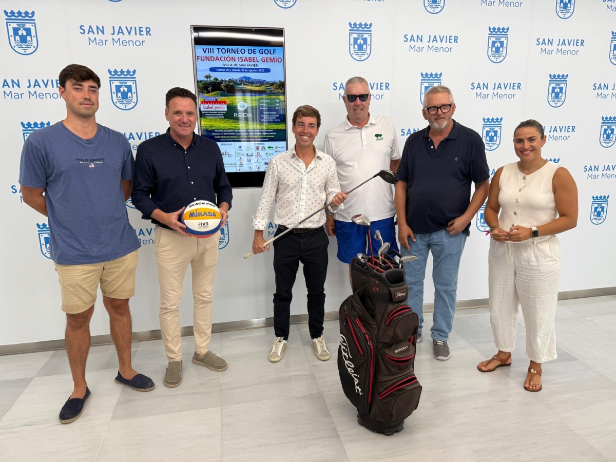 Acto de presentación de los eventos deportivos de San Javier. - Foto: AYUNTAMIENTO Acto de presentación de los eventos deportivos de San Javier.
