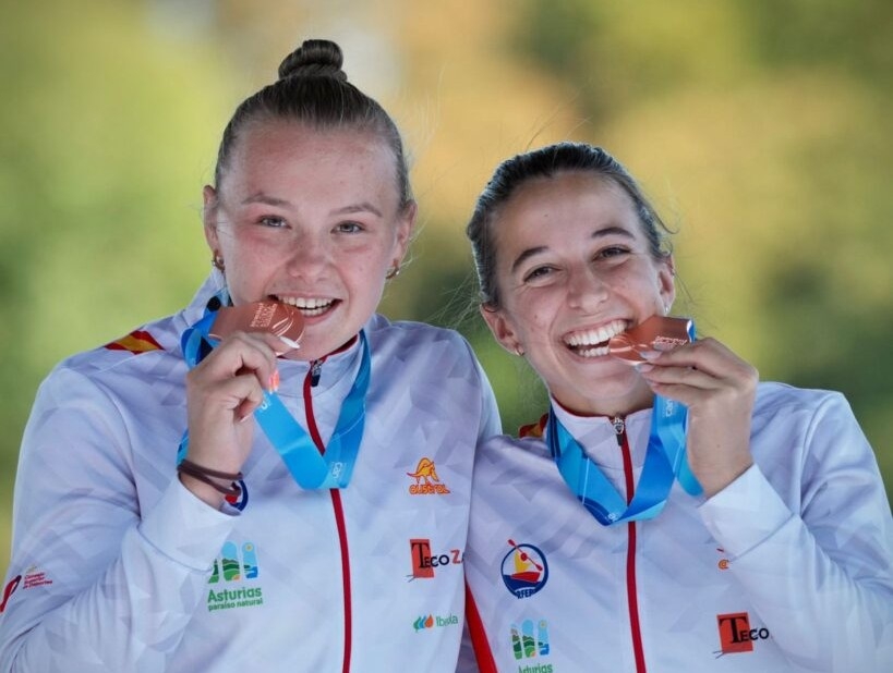 Viktoriia Yarchevska, de la AD Pinatarense, gana el bronce mundial de C2 500 en Milán 