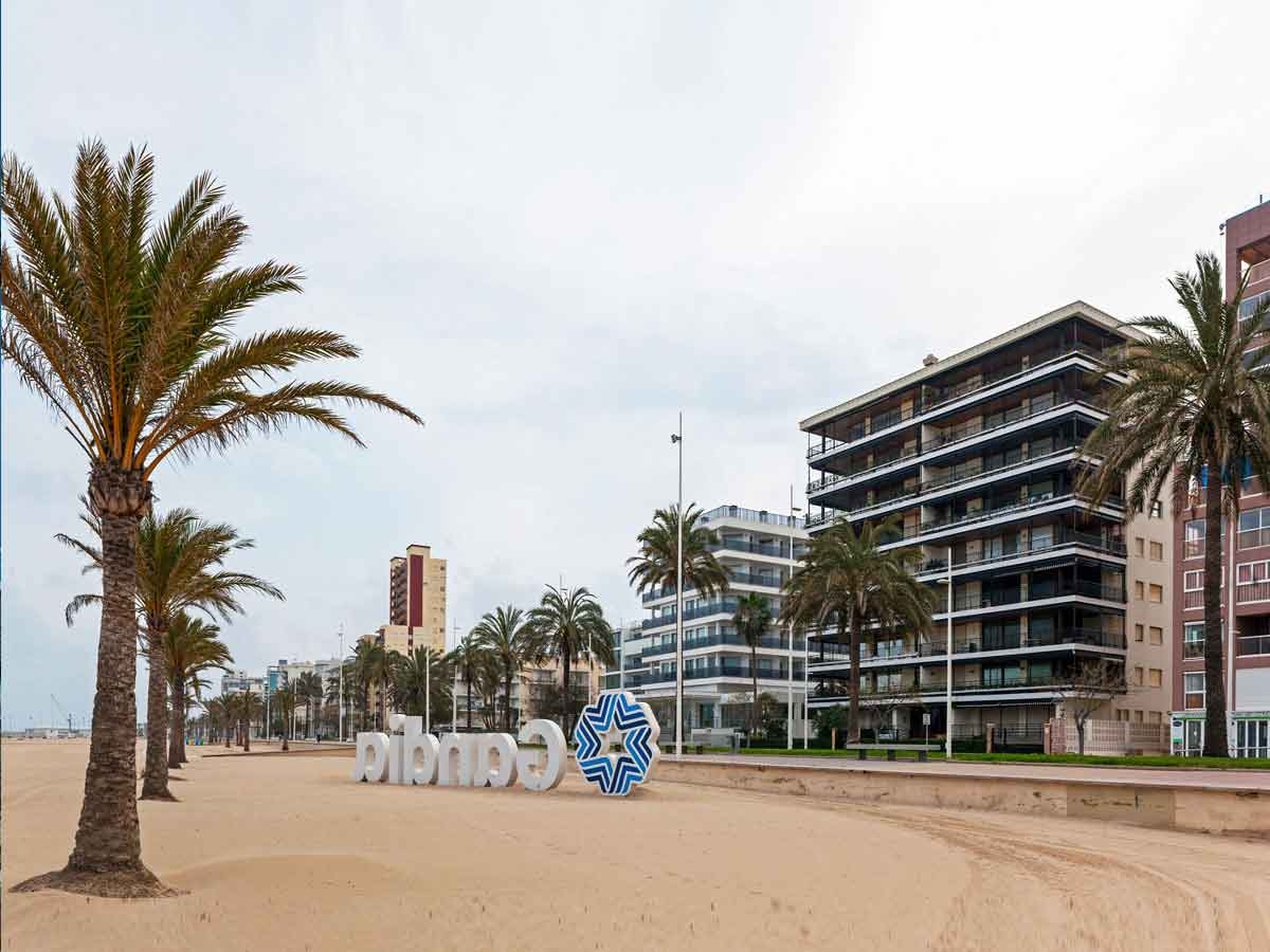 La UPV crea una herramienta que ayuda a alargar la vida útil de los edificios situados junto al mar
