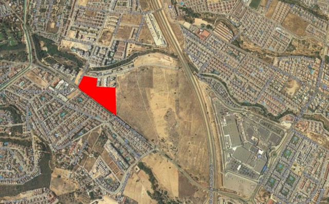La reclasificación de 33.300 metros en Orihuela Costa para uso terciario, a evaluación ambiental