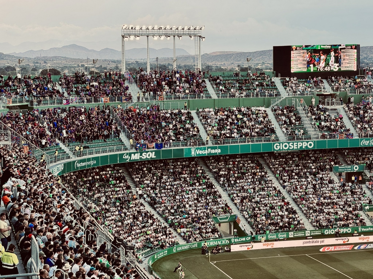 Aficionados del Levante UD en el Martínez Valero el pasado mayo - Foto: PLAZA