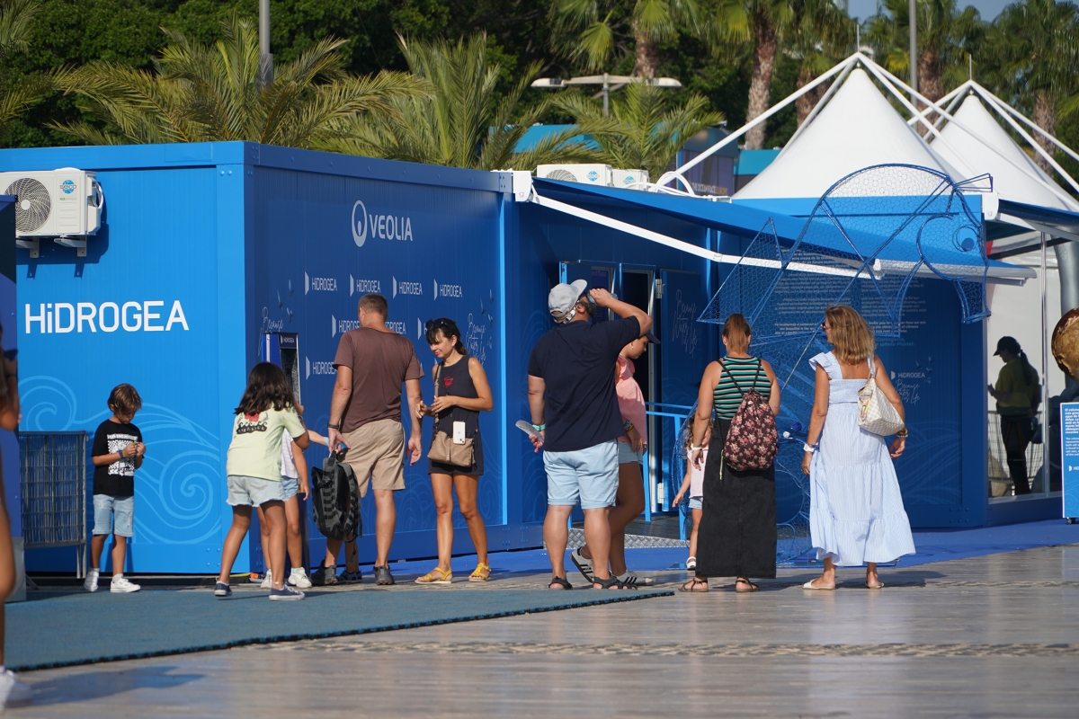 Stand de Hidrogea en The Ocean Race, en Cartagena.