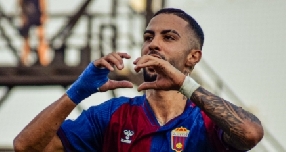 Cedidos Valencia CF: Hamza Bellari marca en el amistoso del CD Eldense