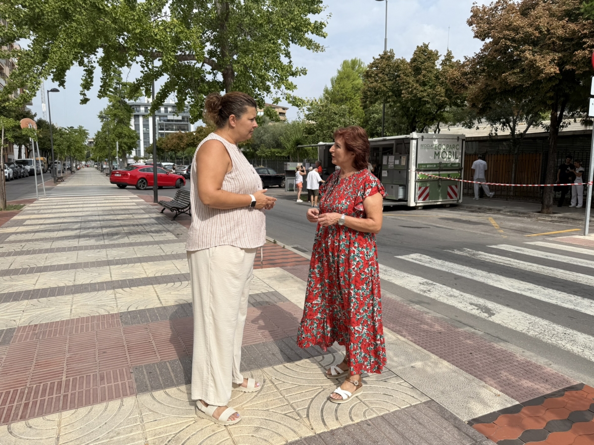 El PSPV de Castelló pide ampliar el horario y los barrios del ecoparque móvil ante el 