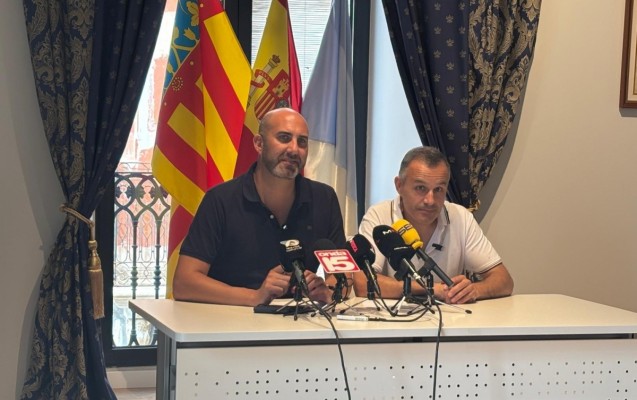Castalla se prepara para sus Fiestas de Moros y Cristianos: 2.500 festeros, 700 kilos de pólvora, boatos y música