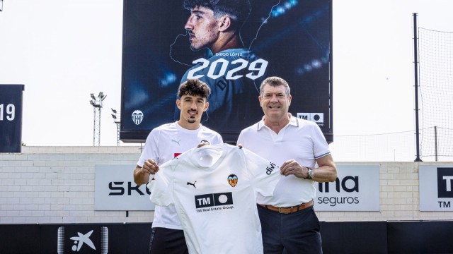 El Valencia CF hace oficial la renovación de Diego López hasta 2029