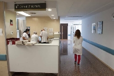 Las plazas para residente de matrona crecen en la Comunitat, pero siguen por detrás de enfermería familiar