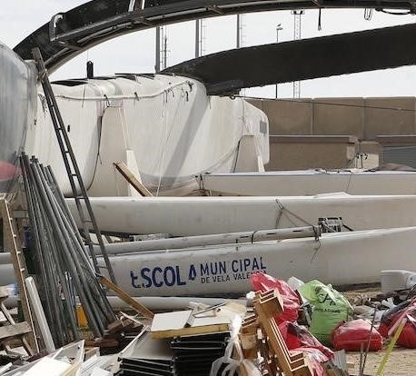 Adiós a una huella de la America's Cup: València desguazará el catamarán que Alinghi donó a la ciudad