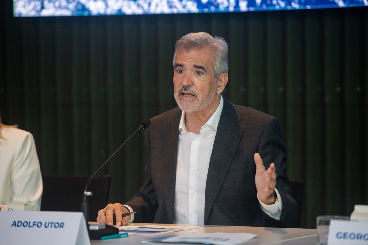 La limitación de vehículos de Ibiza impacta en Baleària: rebaja un 25% los coches y un 30% los pasajeros transportados